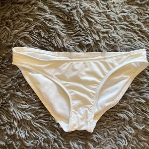 Xhilaration White Cinched Bikini Swim Bottoms Women's Size small